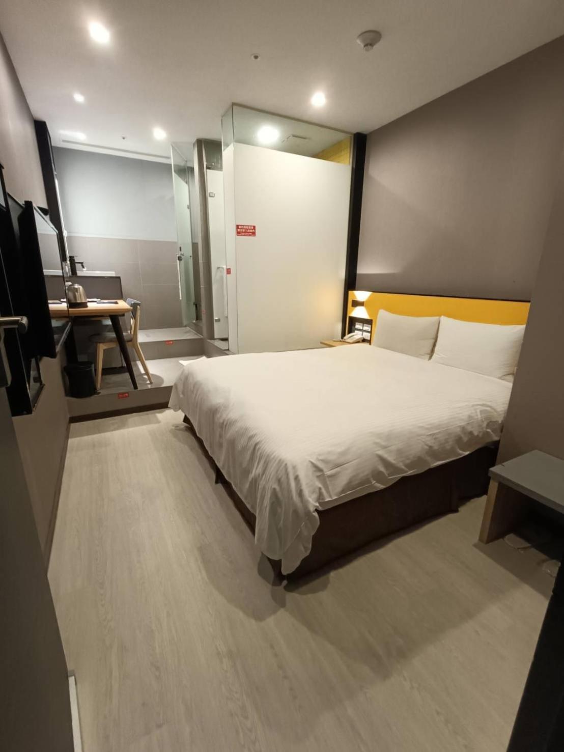 Walker-Taoyuan Hotel Exterior photo